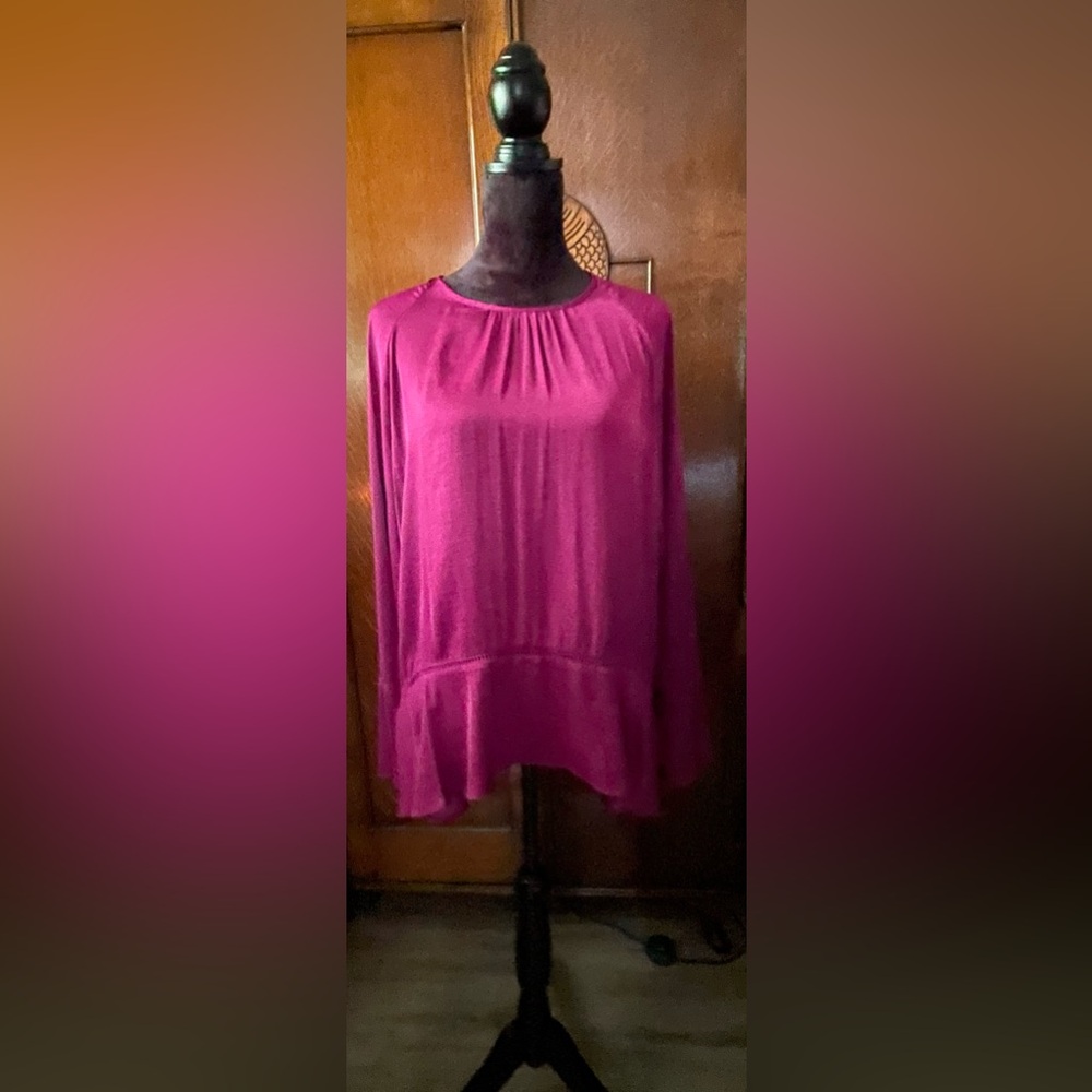 Mossimo Rich Plum Silky Textured Blouse w/ detailing 💖
